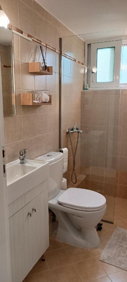 Elea Apartment Kalamata Bagian luar foto