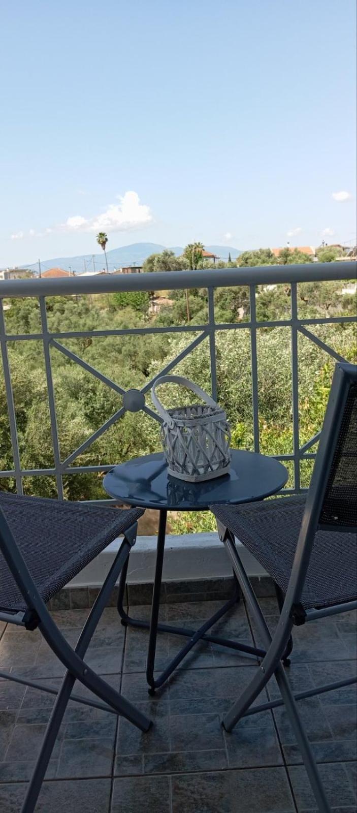 Elea Apartment Kalamata Bagian luar foto
