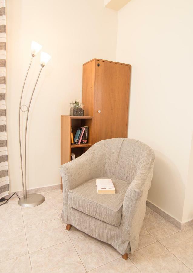 Elea Apartment Kalamata Bagian luar foto