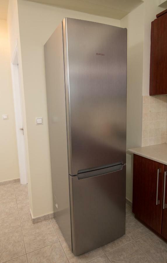Elea Apartment Kalamata Bagian luar foto