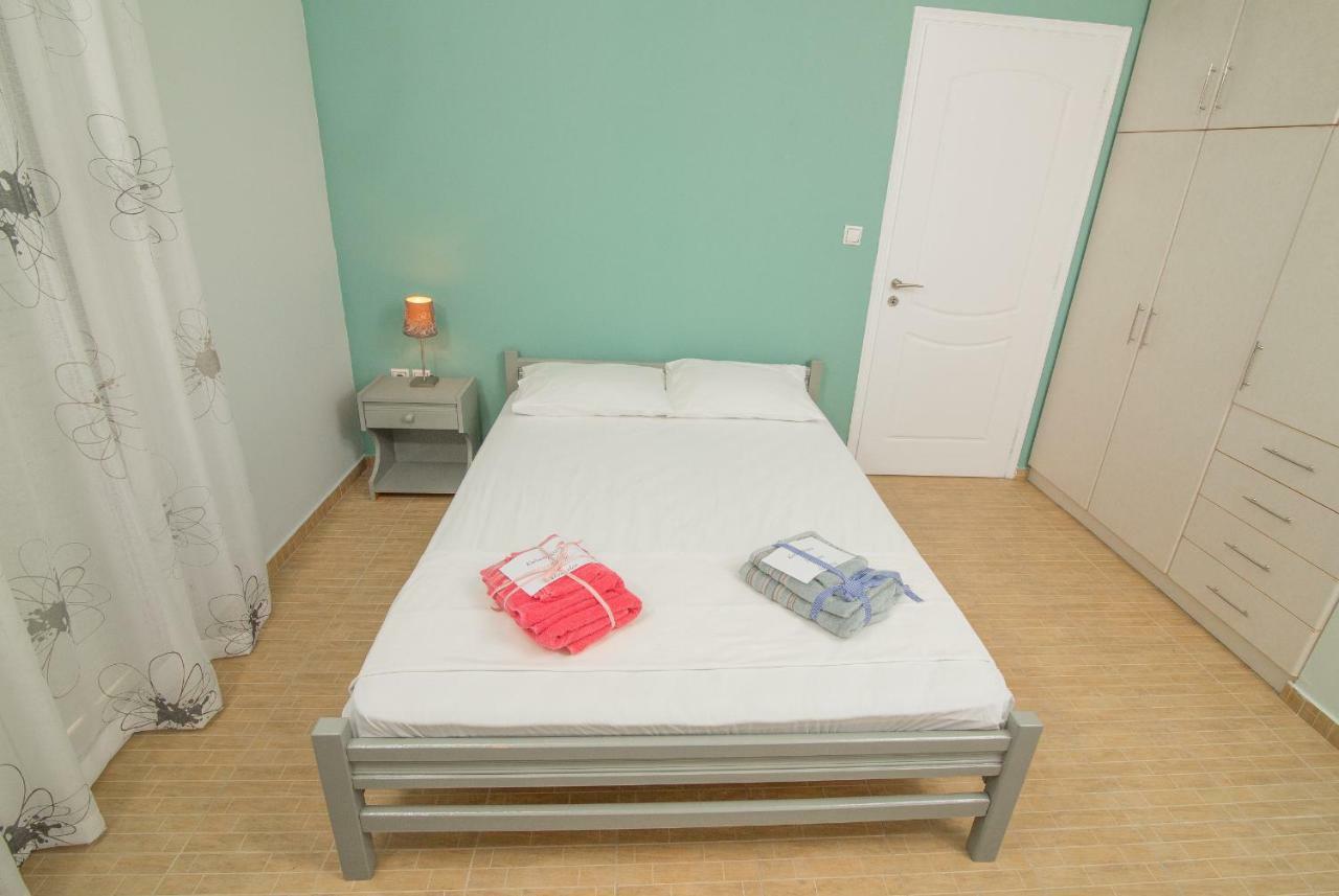 Elea Apartment Kalamata Bagian luar foto